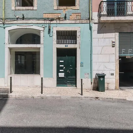 Blue Tiles In Center