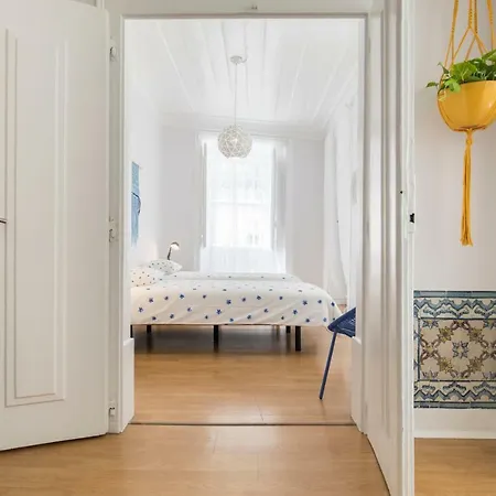 Blue Tiles In Center