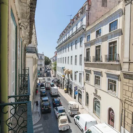 Blue Tiles In Center リスボン